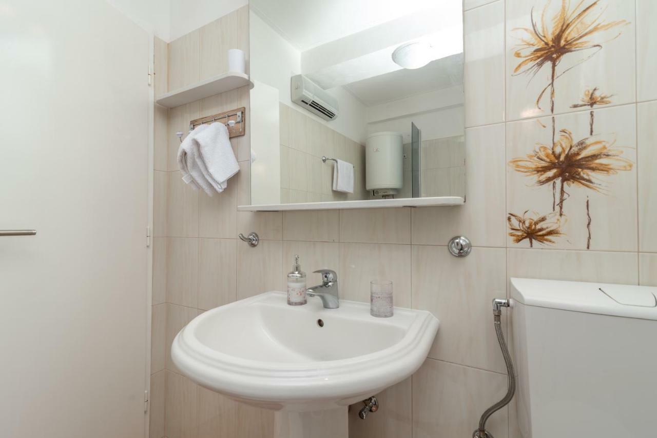 Apartment Dinka 特罗吉尔 外观 照片