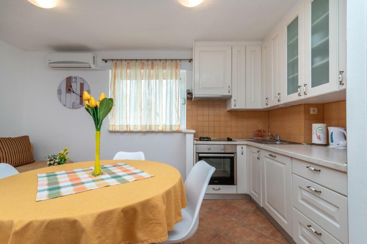 Apartment Dinka 特罗吉尔 外观 照片